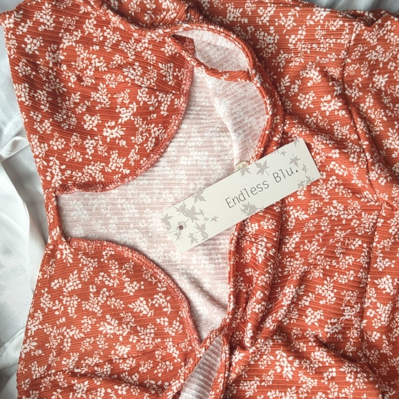 Endless Blu - Rust Rouche - Picture 7 of 12